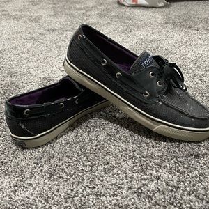 Black sperry’s